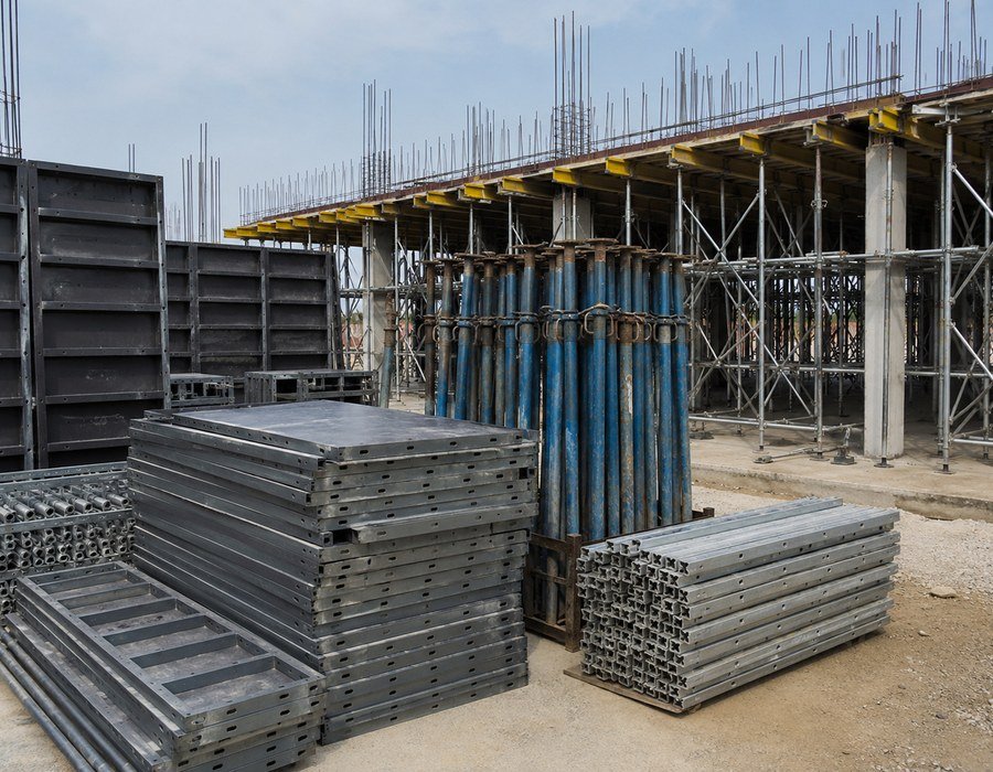 Steel shuttering plates